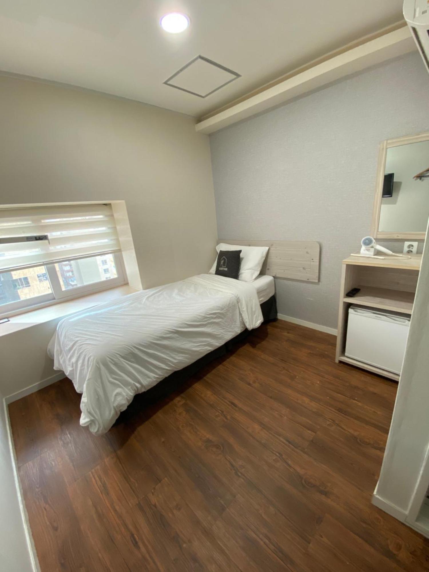 Seoul Grand Hostel Ewha Univ Exteriör bild