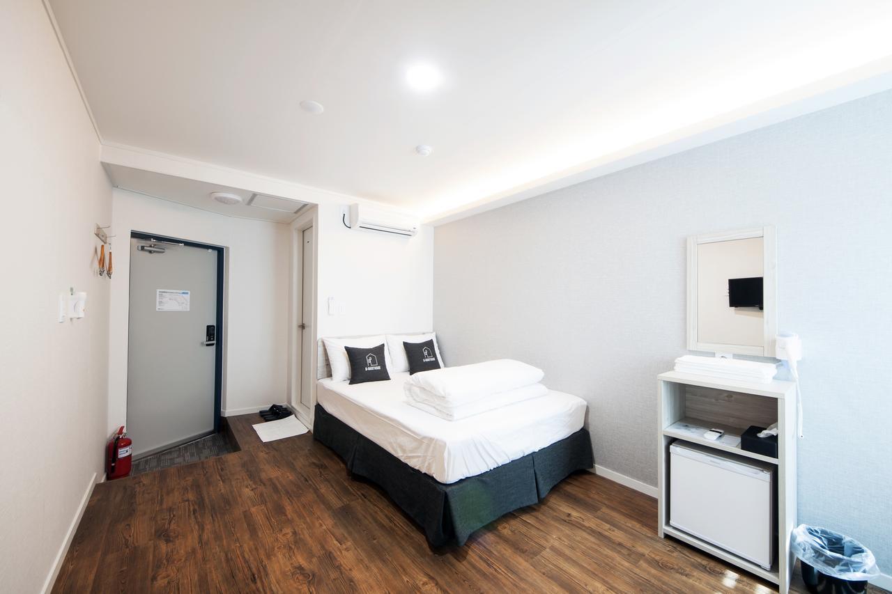 Seoul Grand Hostel Ewha Univ Exteriör bild